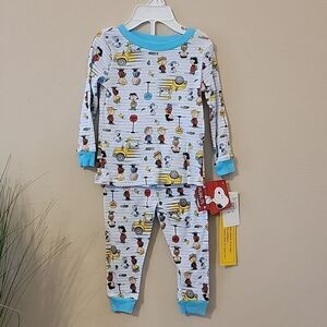 PEANUTS 2-PIECE SNOOPY LINUS CHARLIE BROWN SCHOOL BUS PAJAMAS, SIZE 18 MONTHS